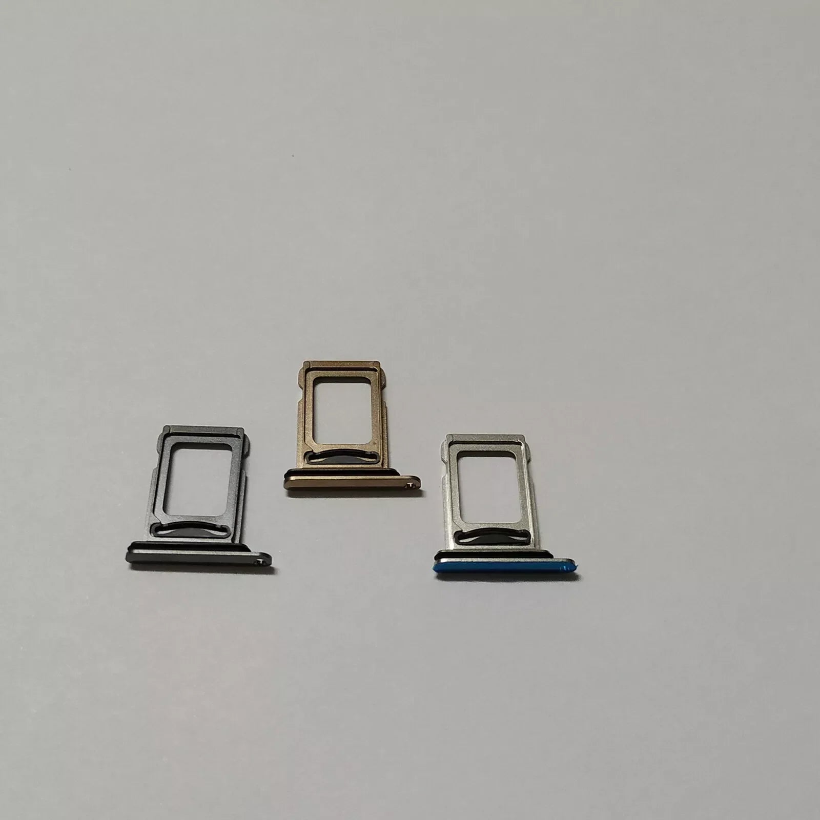 iPhone 11 Pro Max Card Container SIM Card Tray SIM Card Slot